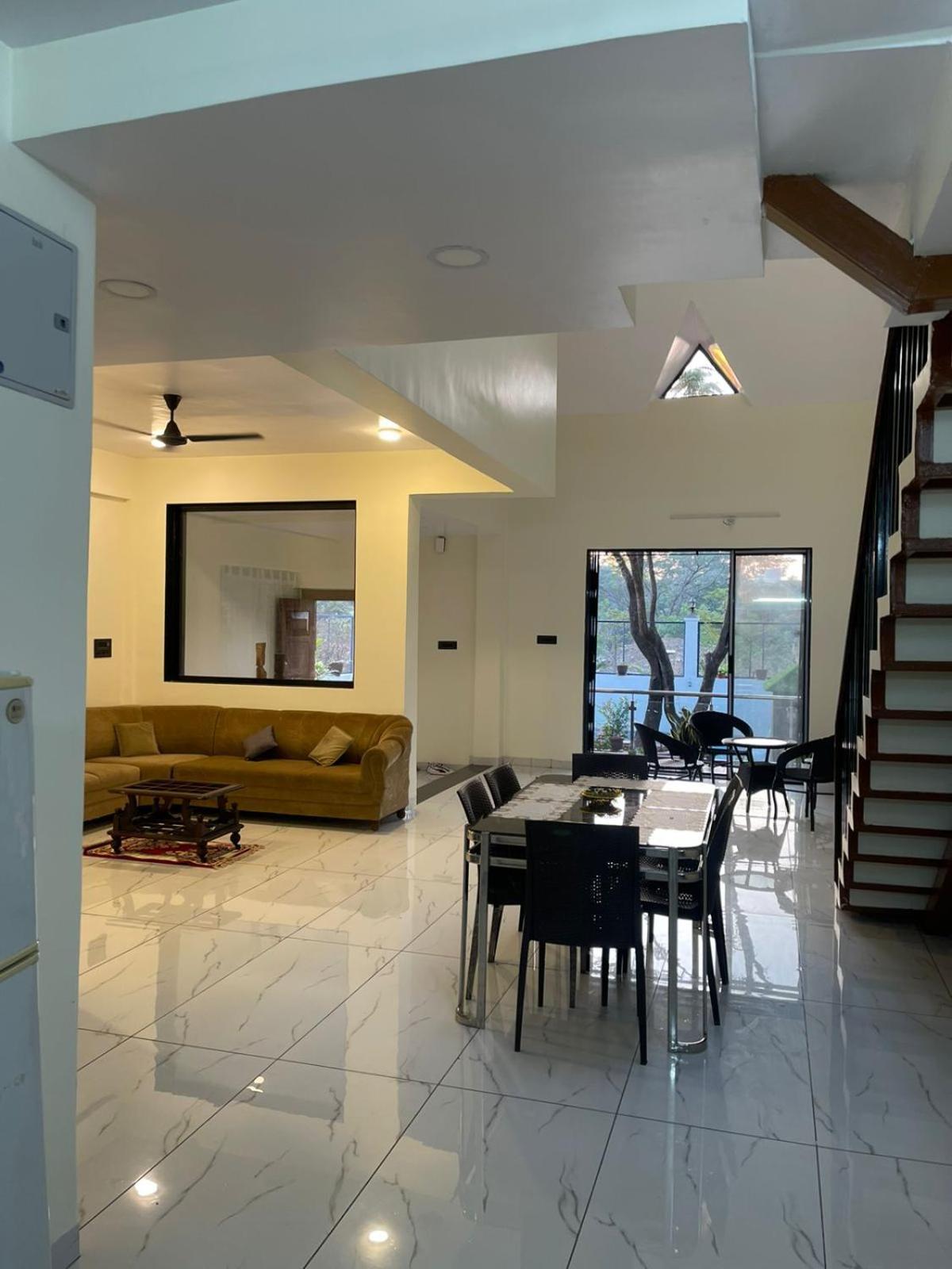 Mannat Villa With Swimming Pool And Garden Lonavala Extérieur photo