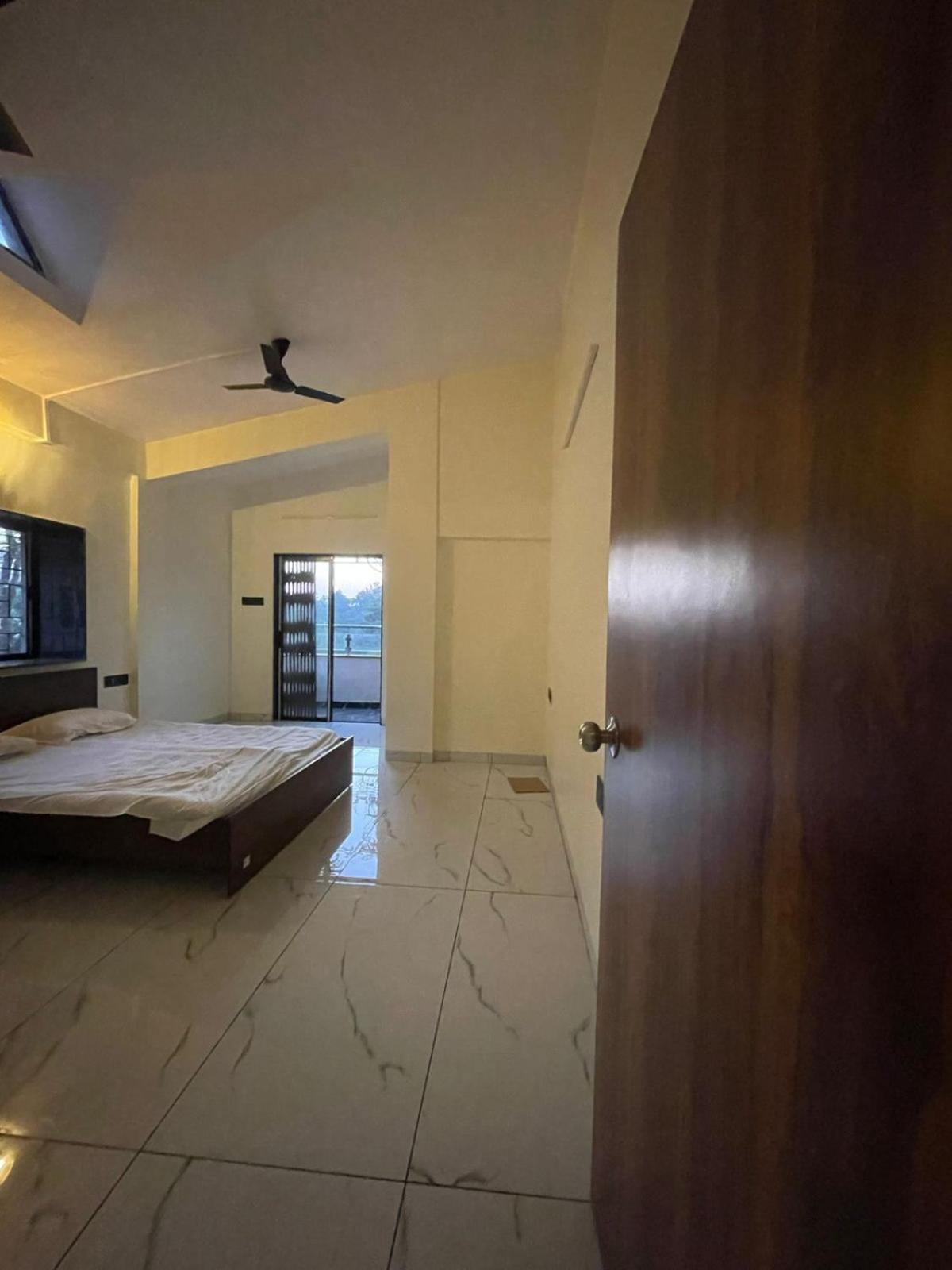 Mannat Villa With Swimming Pool And Garden Lonavala Extérieur photo