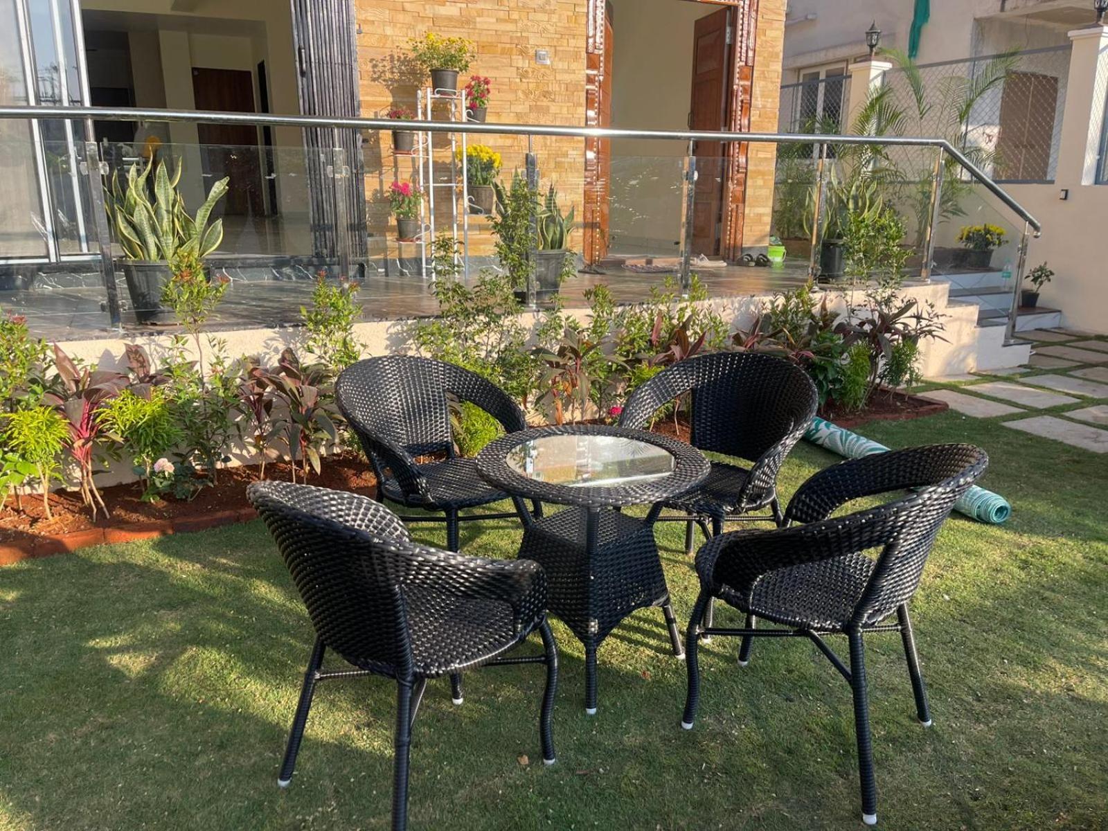 Mannat Villa With Swimming Pool And Garden Lonavala Extérieur photo